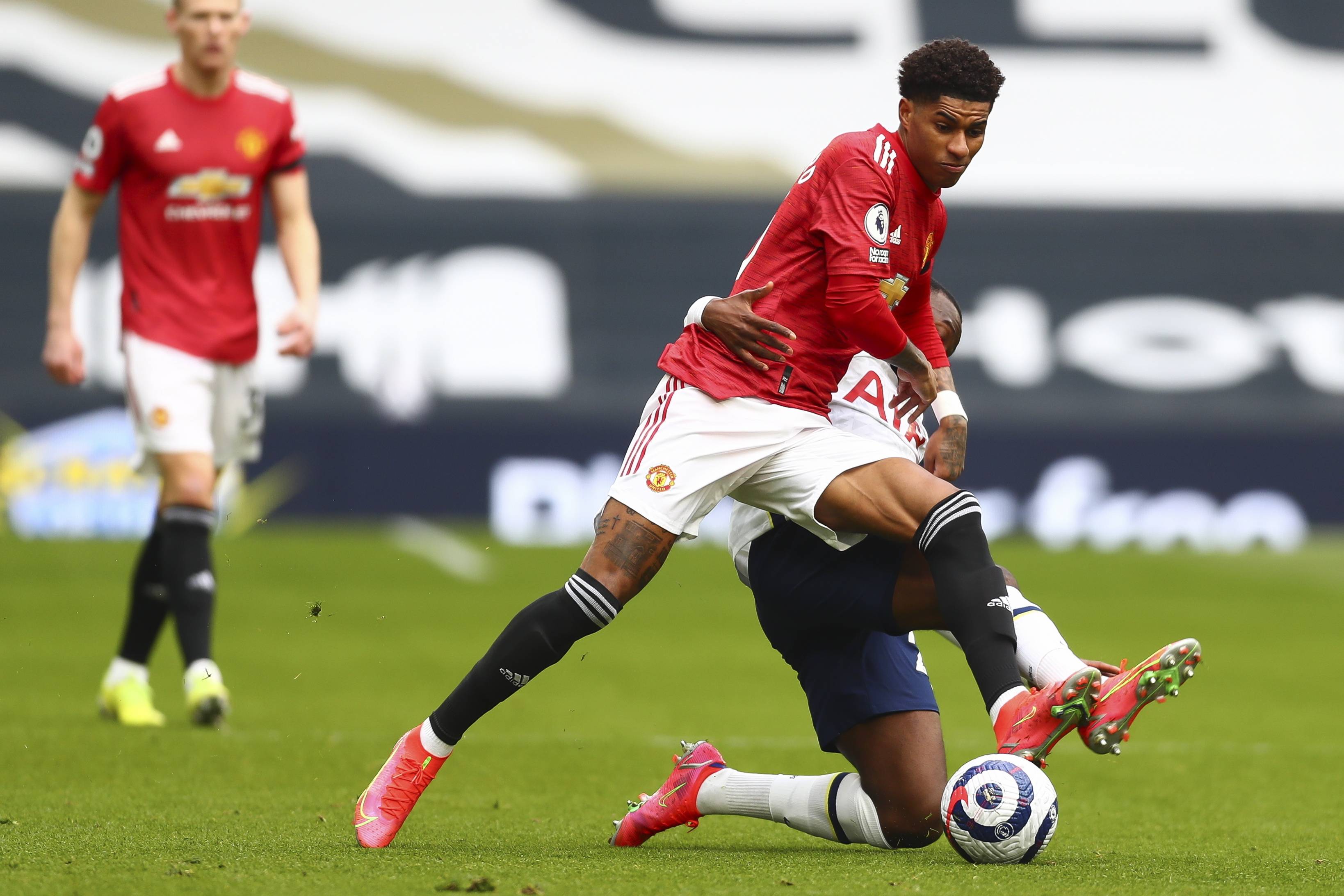 也令她的世 也令她的世